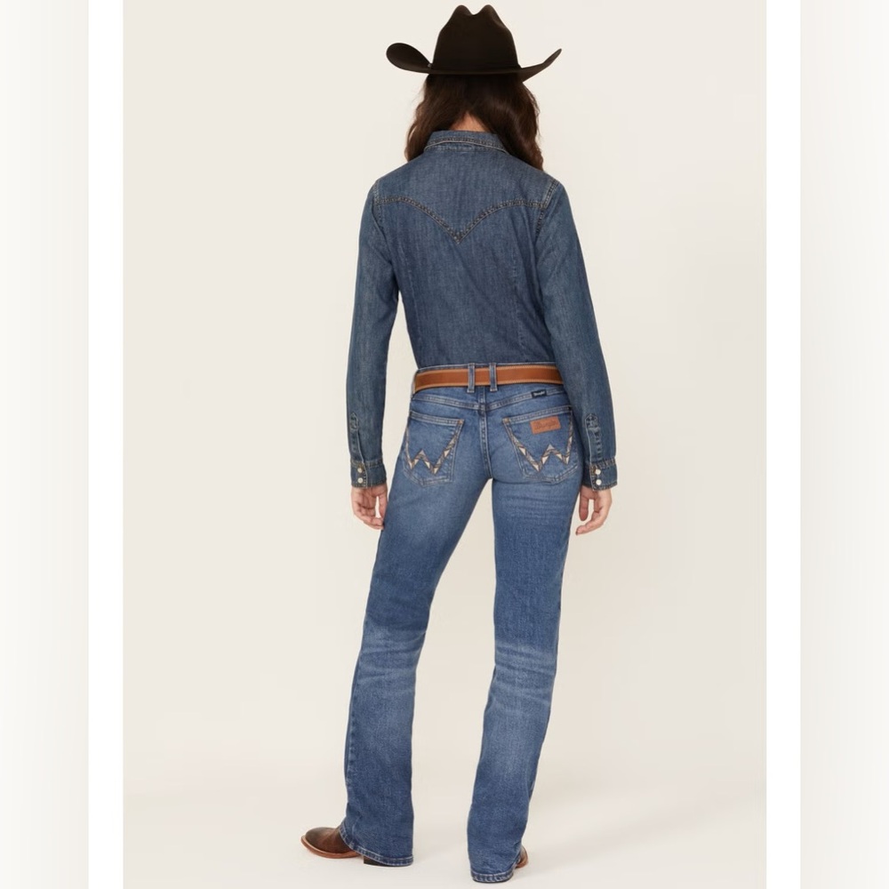 Wrangler Retro Ella Medium Wash Low Rise Bootcut Stretch Denim Jeans 29 x 33